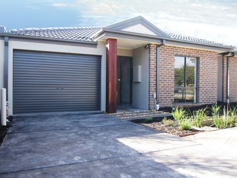 2 Madden Street, Seaford, Vic 3198 Property Details