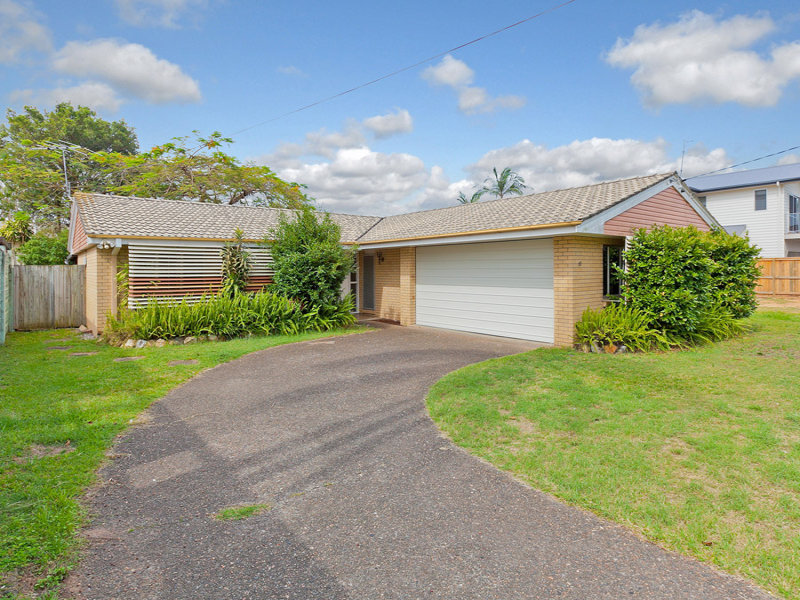 10 Fleetwood St, MacGregor, Qld 4109 Property Details