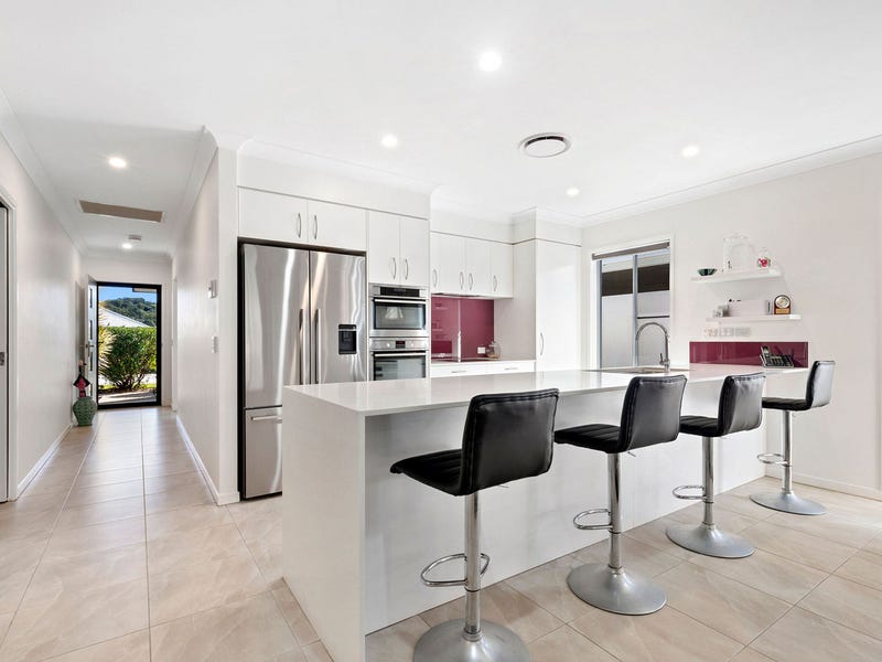 Houses for Sale in halcyon