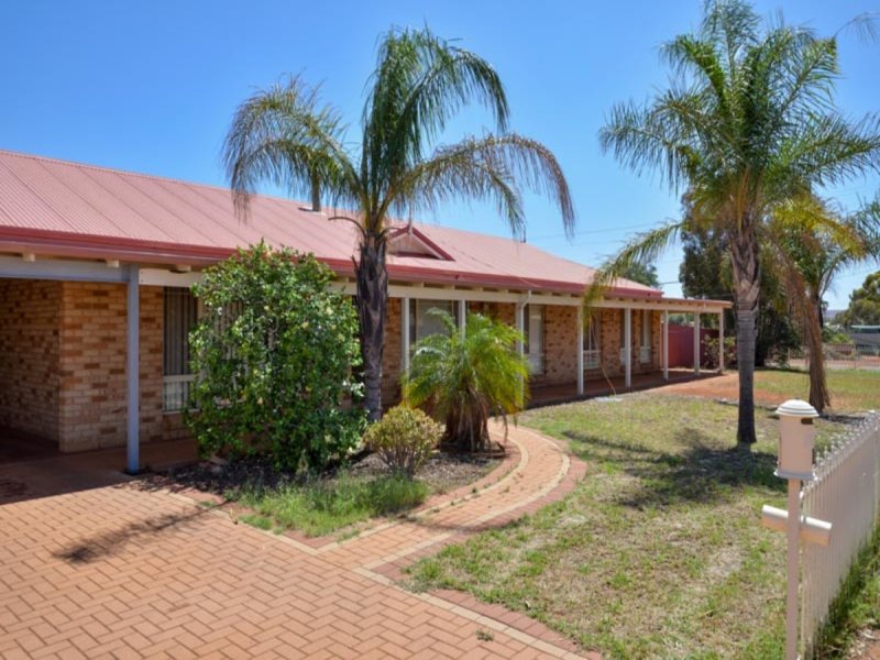 1 nanson street, victory heights, kalgoorlie, wa 6430