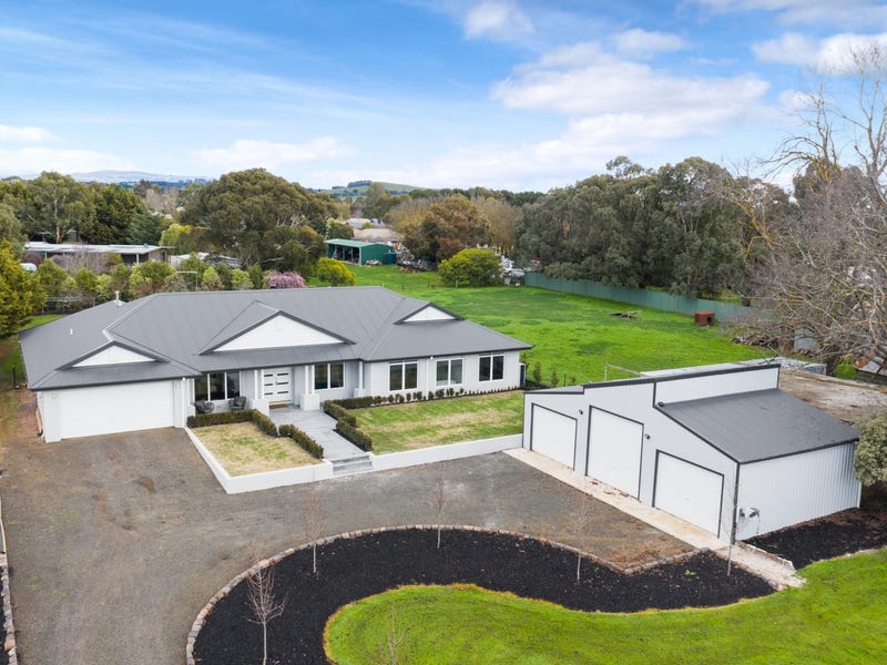 99 High Street Lancefield Vic 3435 Property Details