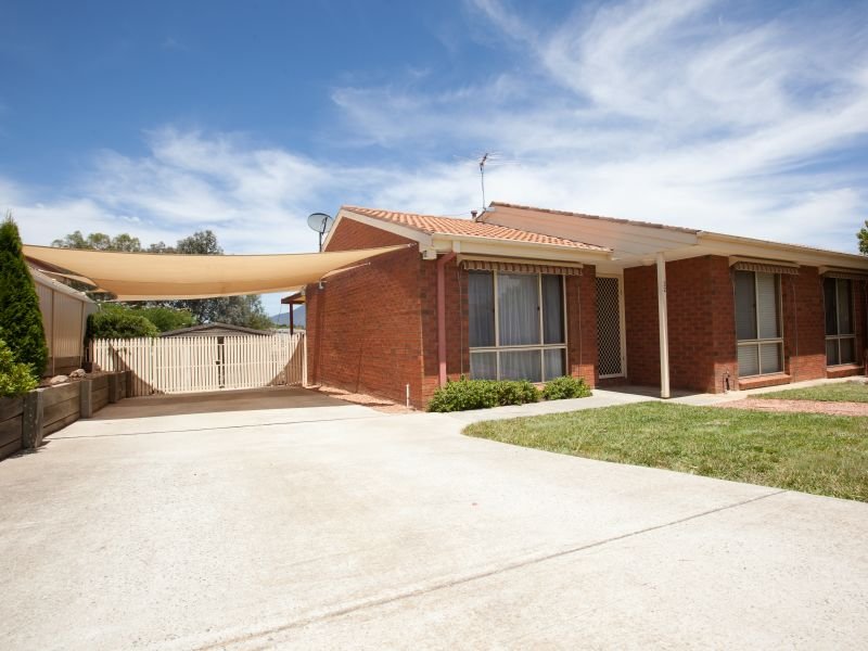 32 Tregellas Crescent, Banks, ACT 2906 Property Details
