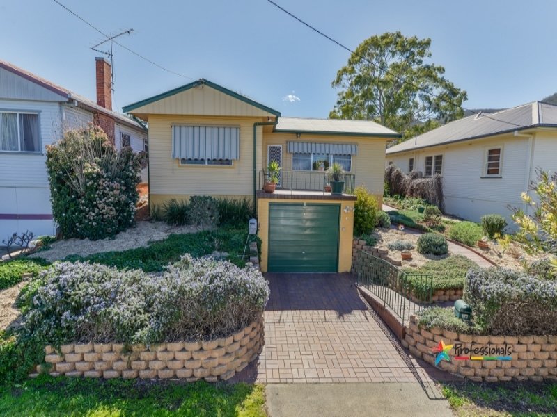 16 Lancaster Avenue, East Tamworth, NSW 2340