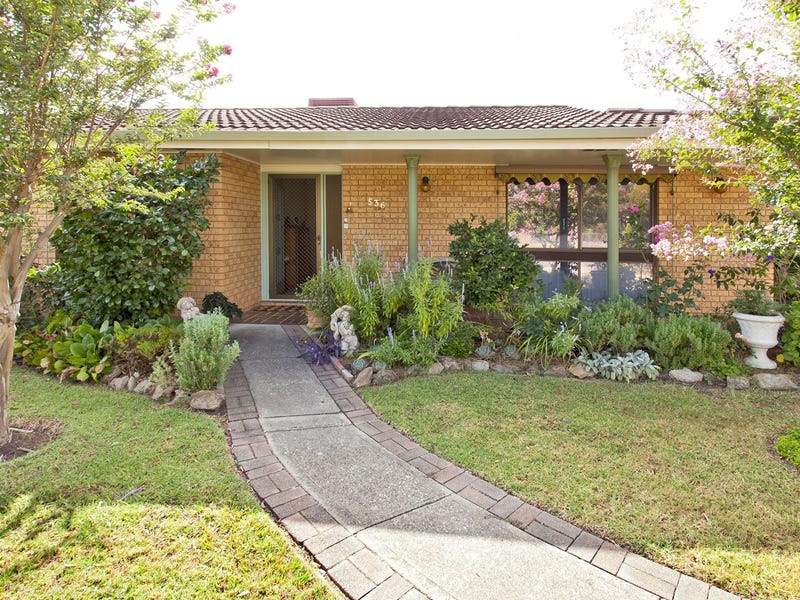 536 b Street, Lavington, NSW 2641 Property Details