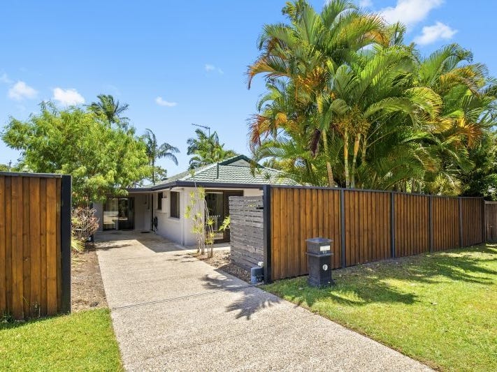 113 Bamboo Avenue, Benowa, QLD 4217