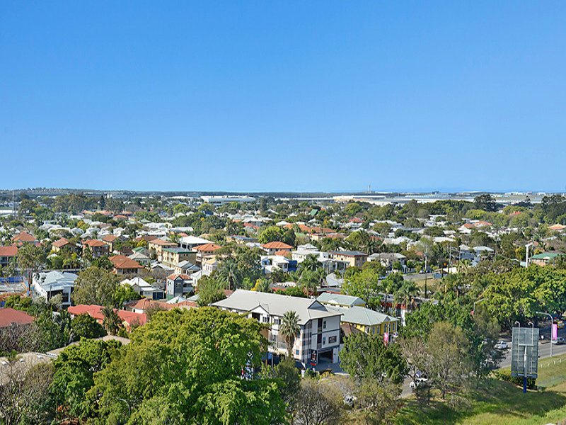 21204/8 Harbour Road, Hamilton, Qld 4007 Property Details