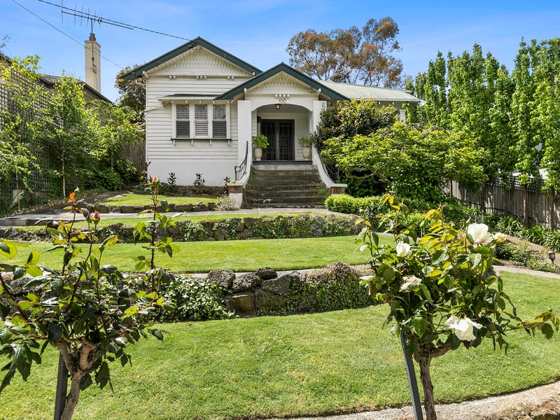 100 Noble Street, Newtown, VIC 3220