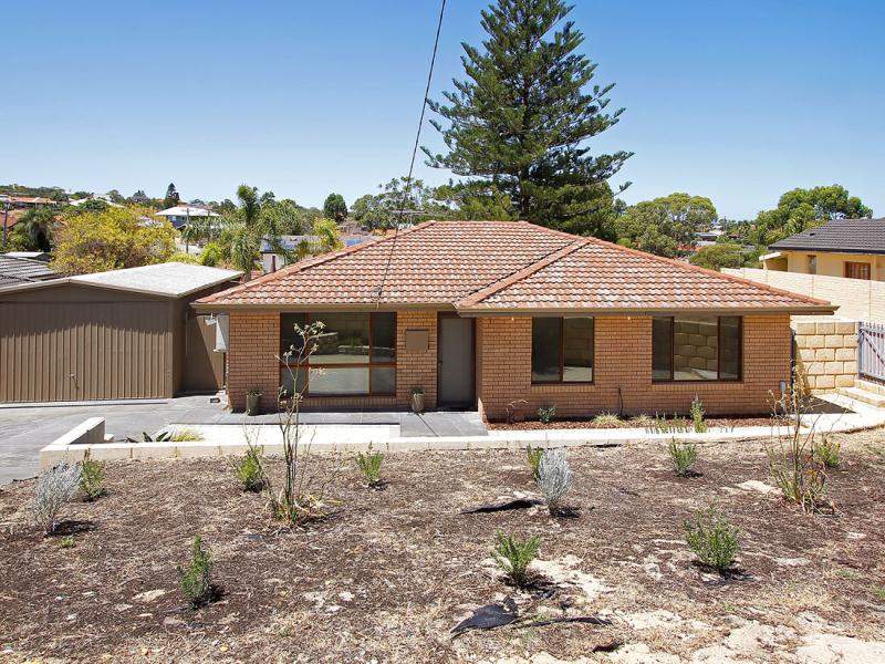 122 Mullaloo Drive, Kallaroo, WA 6025 Property Details