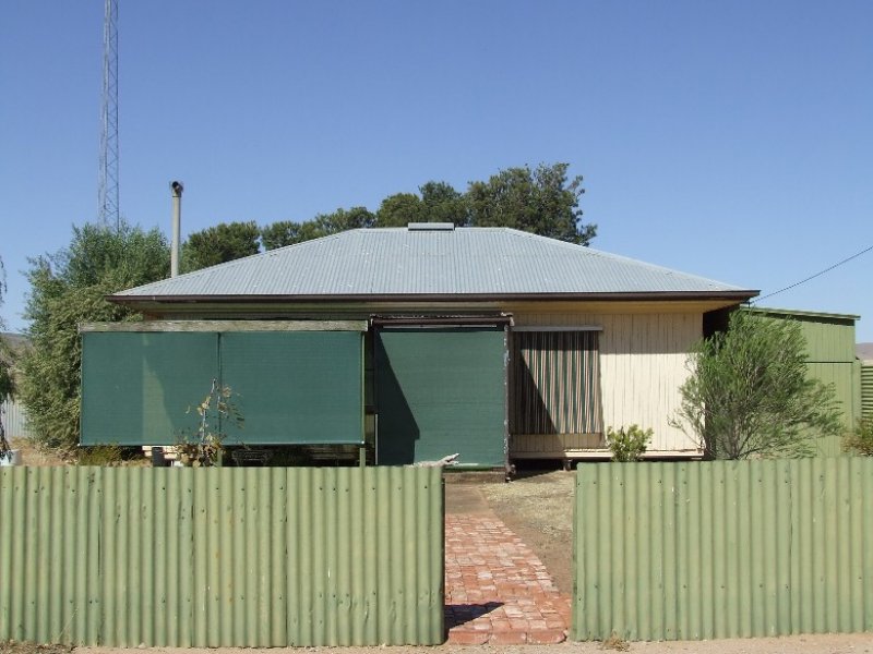 2 Main Street, Mundoora, SA 5555