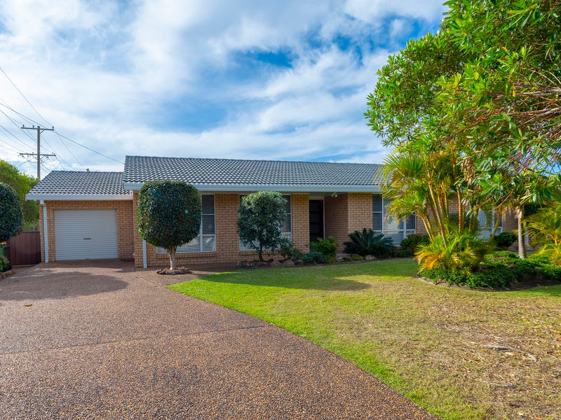 1 Jane Ellen Cres, Chittaway Bay, NSW 2261 - realestate.com.au