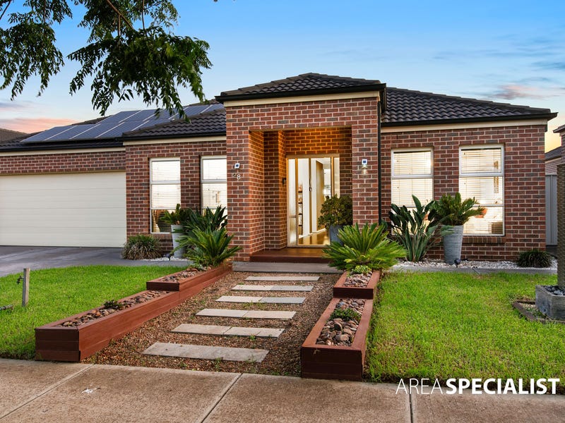 28 Ridgegreen View, Caroline Springs, Vic 3023 House for Sale