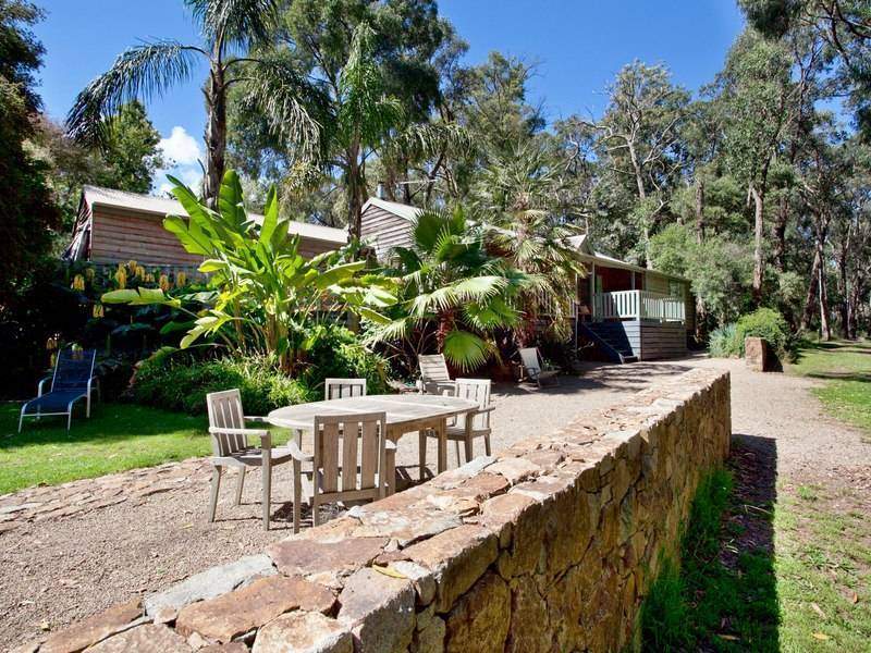 12 Station Road, Red Hill, VIC 3937