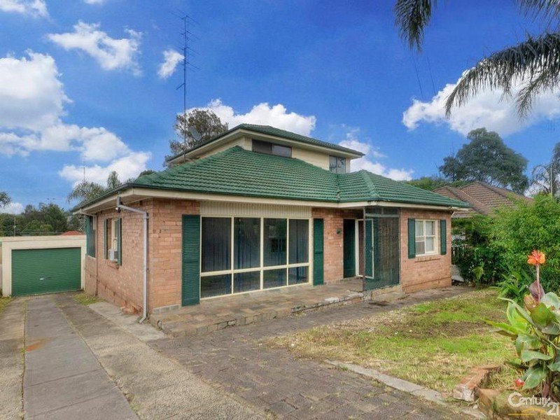 38 London Drive, West Wollongong, NSW 2500