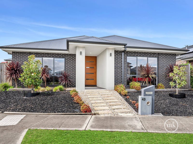 43 Fleetwood Drive, Doreen, Vic 3754 Property Details