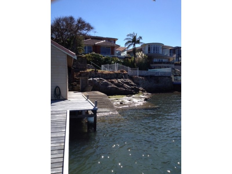 24 Bowden Cres, Connells Point, NSW 2221