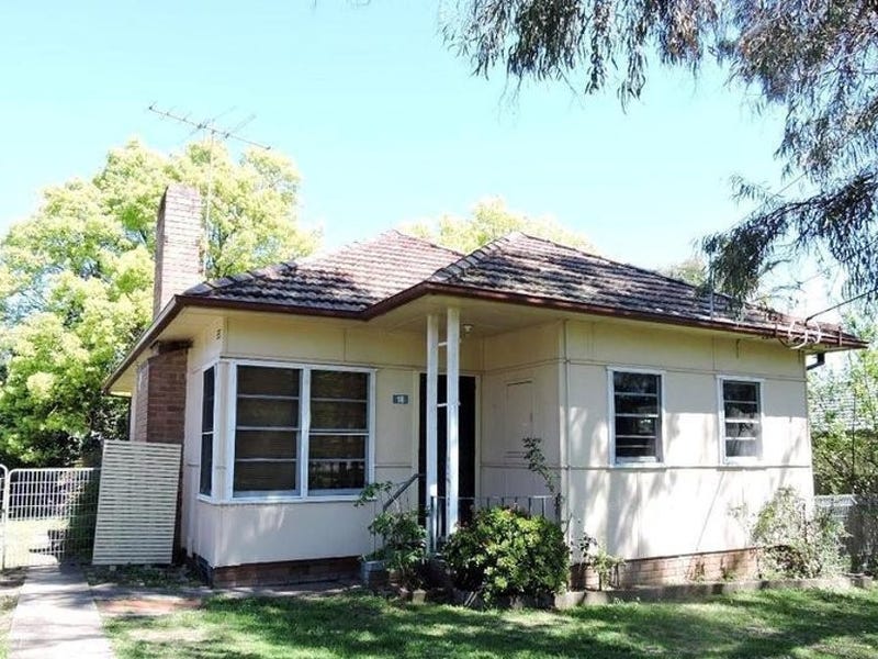 18 Rowley Street, Pendle Hill, NSW 2145