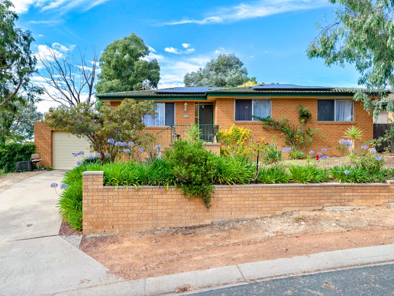 3 Dean Place, Charnwood, ACT 2615 Property Details