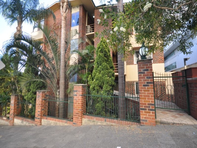 3/29 Hill Street, Perth, WA 6000 Property Details