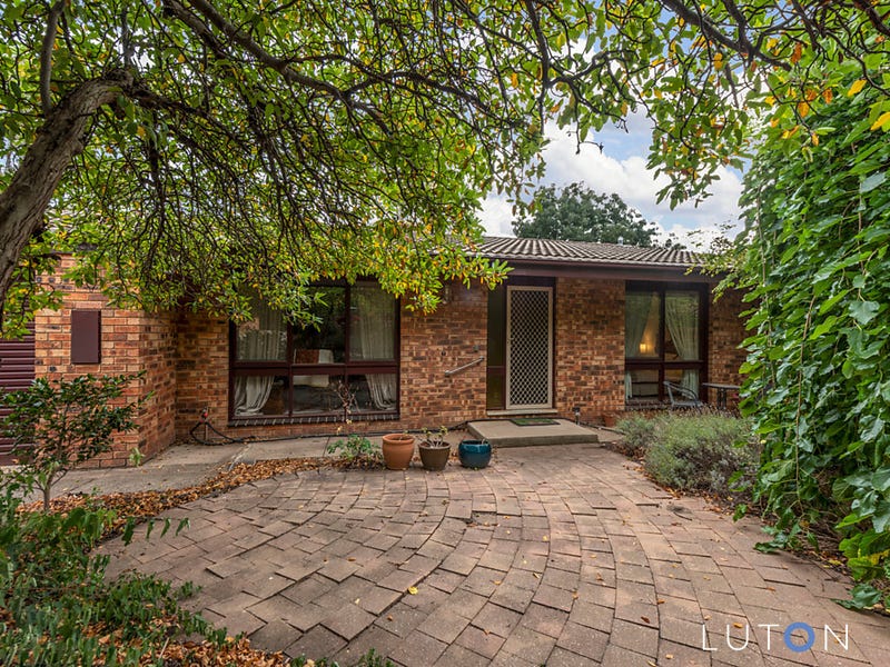 22 Kumm Place, Cook, ACT 2614