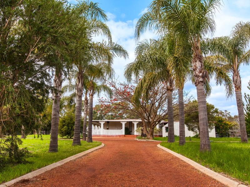 15 Mill Street, Wungong, WA 6112