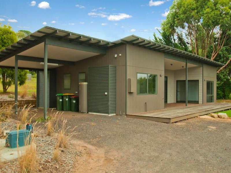 82 Strachan Street, Birregurra, Vic 3242 Property Details
