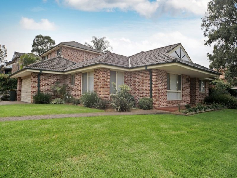 1/96 Fawcett Street, Glenfield, NSW 2167 Property Details
