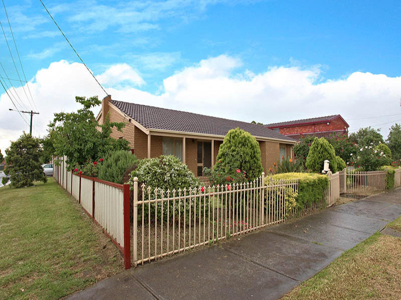 169 Hughes Parade, Reservoir, VIC 3073