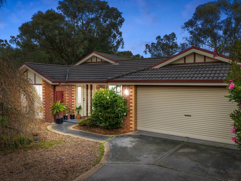 1 Natanya Way, Kilsyth, Vic 3137 Property Details