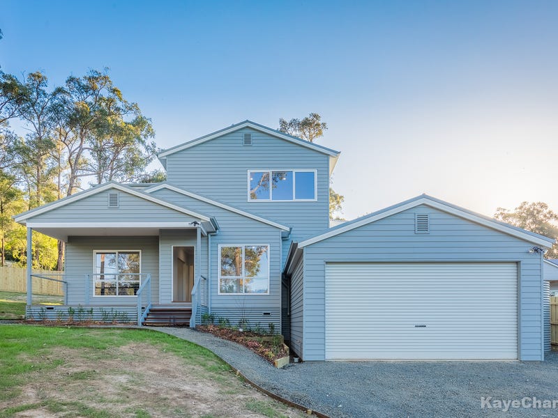 25 Naughton Street, Cockatoo, Vic 3781 Property Details