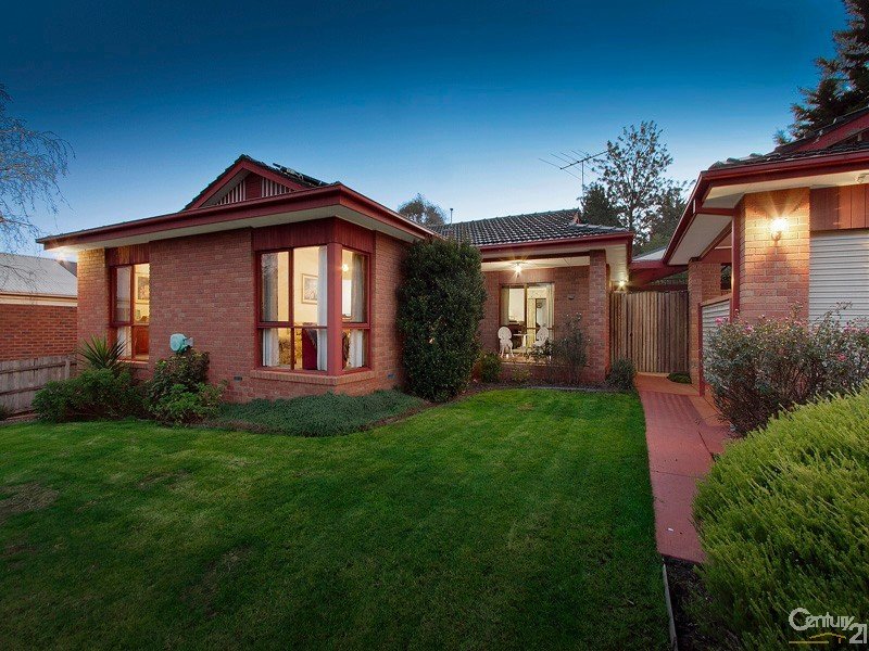 1 McKay Close, Berwick, Vic 3806 Property Details