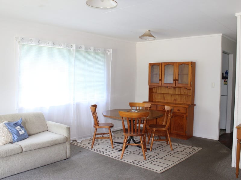 18 Barton Street, Dunwich, Qld 4183 Property Details