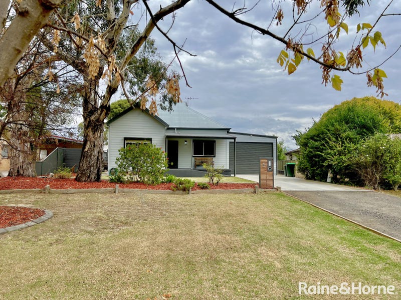 5 Willawong Street, Young, NSW 2594