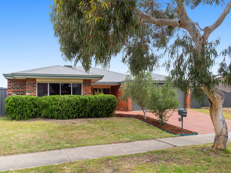 60 Lemon Gum Drive, Baldivis, WA 6171 Property Details