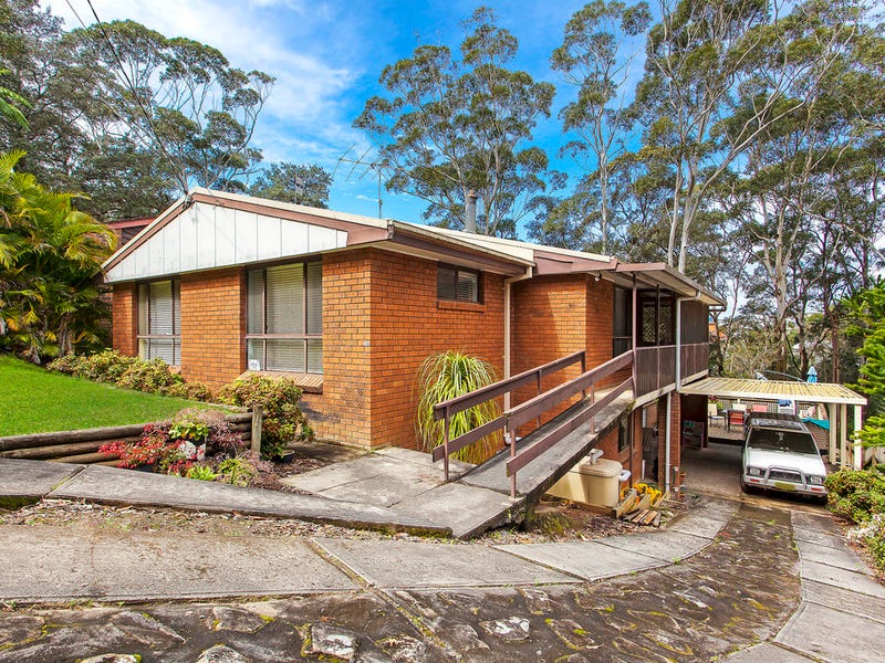 124 Lake Shore Drive, North Avoca, NSW 2260