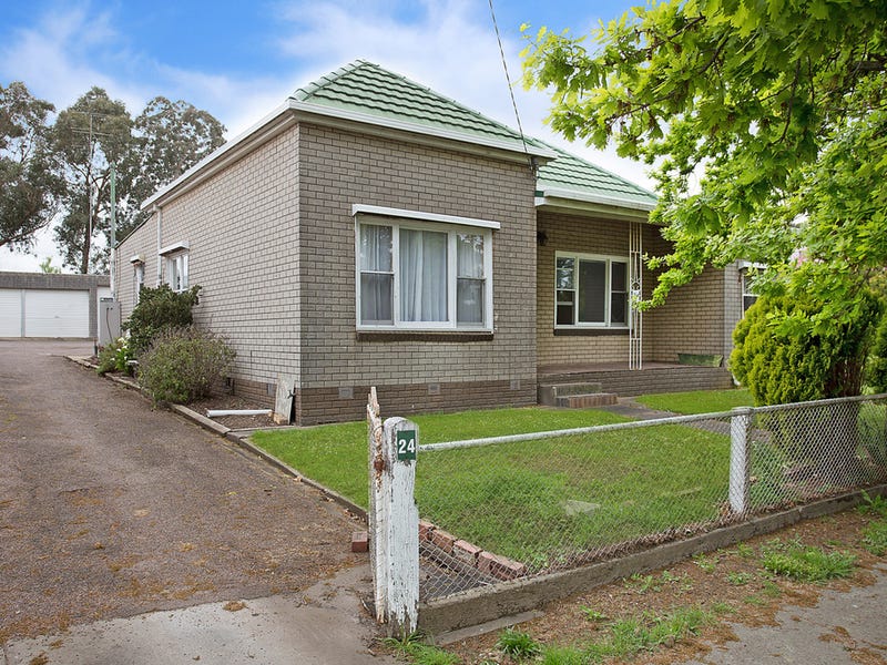 24 Burns Street, Hamilton, Vic 3300 Property Details