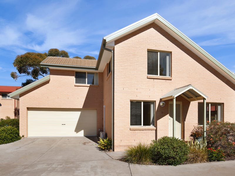 7/4 Forest Grove Drive, Kanahooka, NSW 2530 Property Details