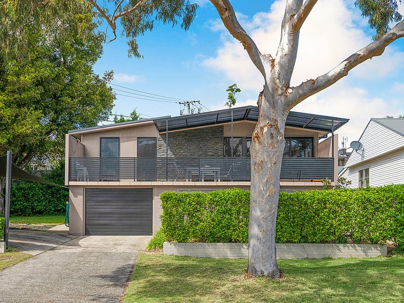 32 Orana Street, Green Point, NSW 2251