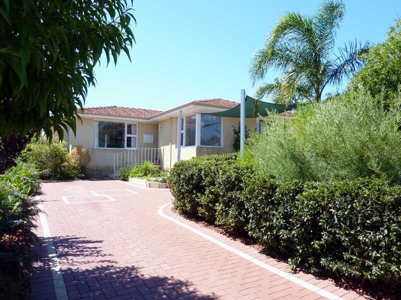 52 Gibson Street, Beaconsfield, WA 6162 Property Details