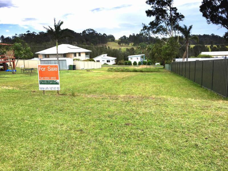 25 Moorooba Road, Coomba Park, NSW 2428