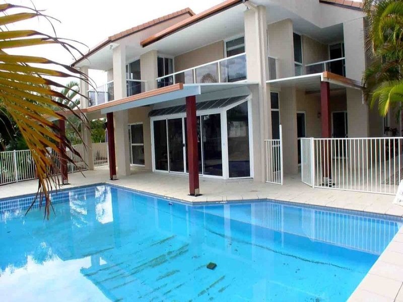 138 Sundance Way, Runaway Bay, QLD 4216