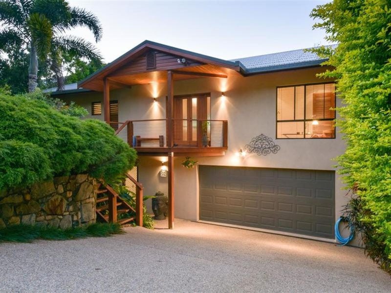 18 Country Road, Cannonvale, QLD 4802