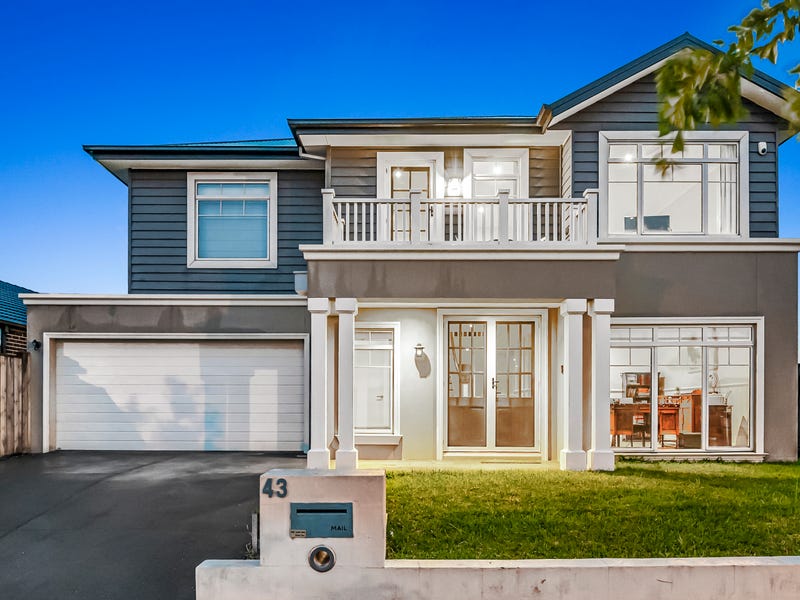 43 Ellscott Boulevard, Mickleham, Vic 3064 Property Details