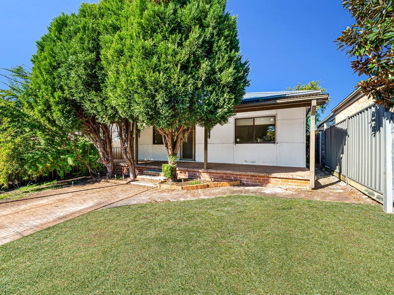 12 Moana Street, Woy Woy, NSW 2256