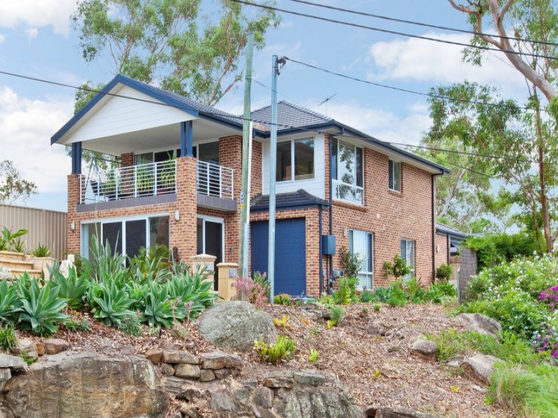 19 St Cres, Sandy Point, NSW 2172