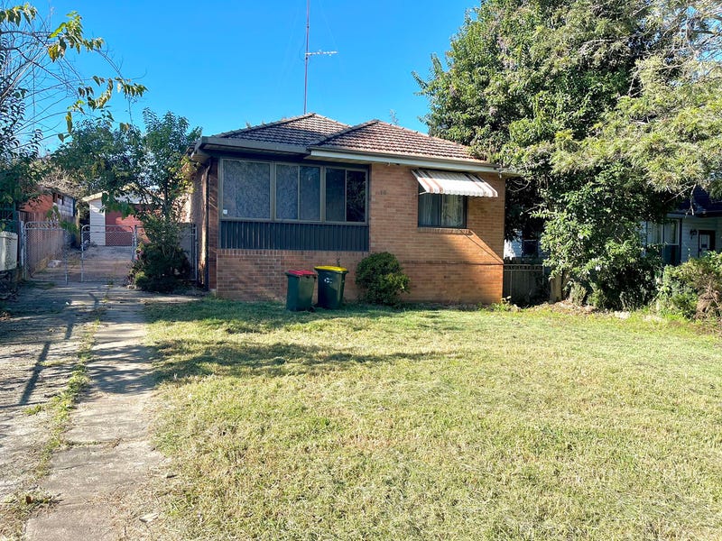 10 Evans Rd, Telopea, NSW 2117 House for Rent