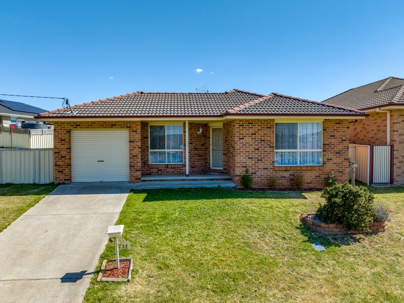 32 Fitzroy Street, Goulburn, NSW 2580