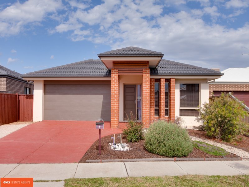 6 Esk Street, Clyde North, VIC