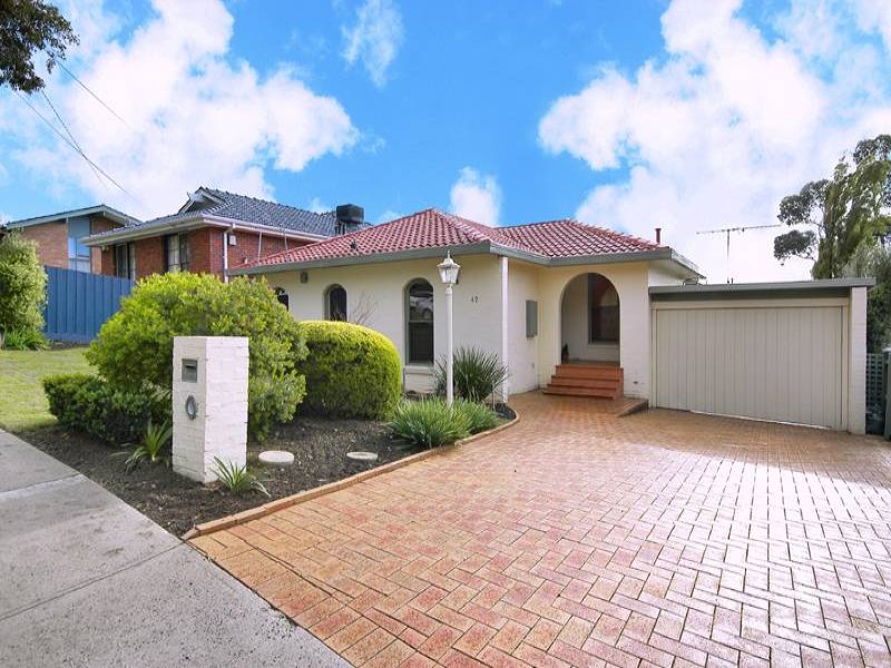 42 Hopkins Avenue, Keilor, Vic 3036 Property Details