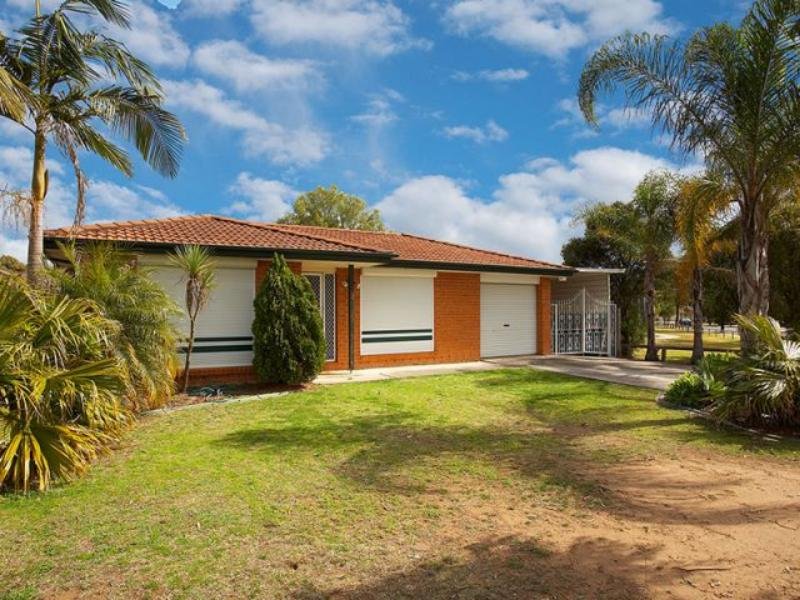 Property 105180093, Plumpton, NSW 2761 Property Details