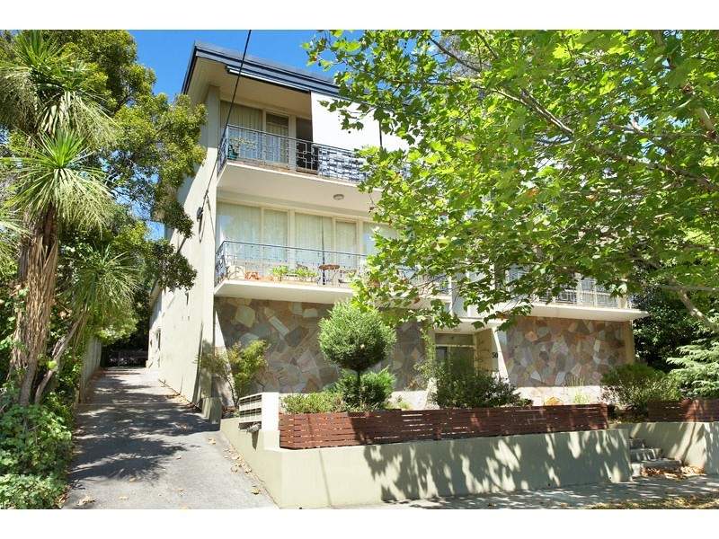 2/50 Grange Road, Toorak, Vic 3142 Property Details